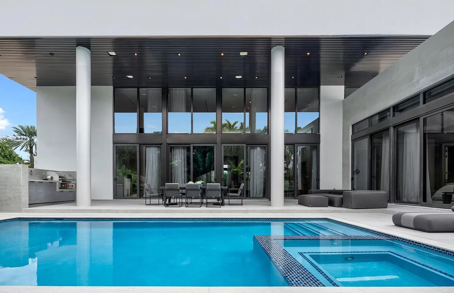 21-72 – 620 Golden Beach (web) (5)